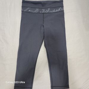 Lululemon Gray Leggings Women’s Size 4 Athletic Yoga Workout Pants